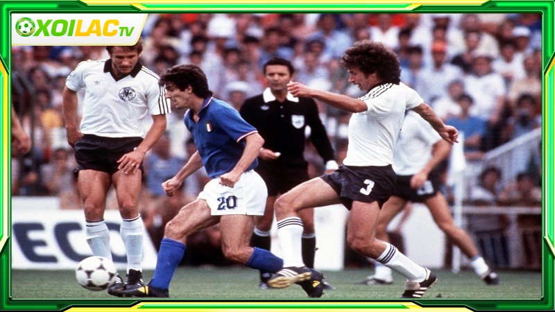 Giới thiệu về tuổi thơ và gia đình của Paolo Rossi